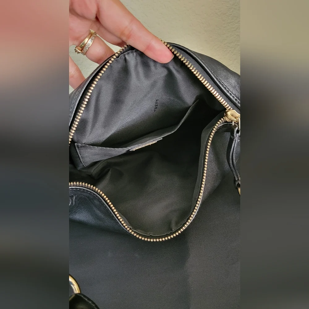 Fendi leather zucca baguette bag - Picture 4 of 16
